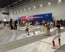 击剑赛场再起风云：庐州风暴队失利中原烈马队，赛场气氛火爆门前嗅觉决定胜负的简单介绍-九游体育app